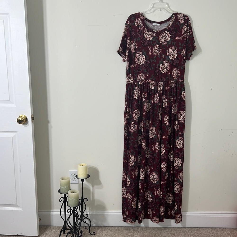 Plus Size Rose Floral Maroon Maxi Dress